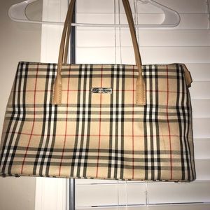 Fake Burberry bag